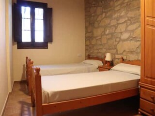 Cottage Montfalcó Murallat Features 10