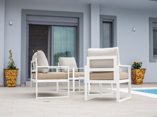 Villa Faliraki Buitenaudio-opname 2