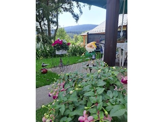 Terrasse mit Blick zum Keilberg