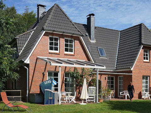 Ferienwohnung "Lindisfarne" im "Rosenhaus"