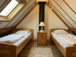 Schlafzimmer OG mit Veluxfenster