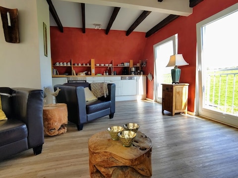 Villa Wattenmeer, Ferienwohnung "Feuer und Erde"