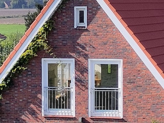 Bodentiefe Fenster in der Feuer und Erde