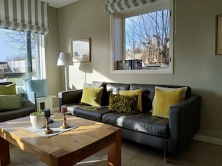 Blick ins Wohnzimmer