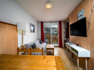 Apartment Uvernet-Fours Ausstattung 10