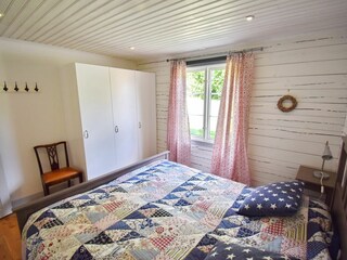 Schlafzimmer 1 mit Doppelbett