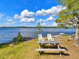 Badestelle am See (2.300 Meter vom Haus)