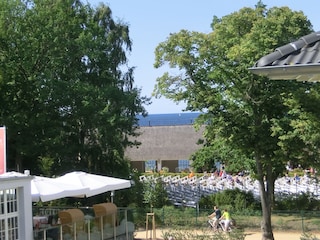 Dachterrasse, kleiner Blick auf die Ostsee