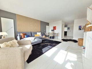 Wohn-/Esszimmer - Rückansicht