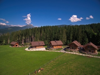 alpenchalets.cc