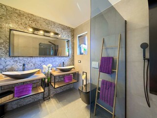 Villa Linardići Features 35