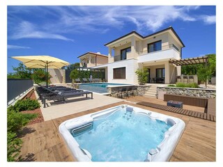 Villa Pinezići (Krk) Outdoor Recording 1