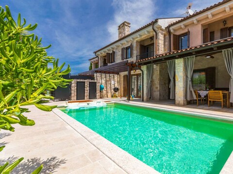 Casa de vacaciones SEASCAPE II con piscina climatizada cerca del mar