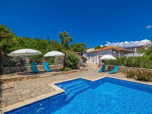 Belle maison de vacances Neva avec vue sur la mer