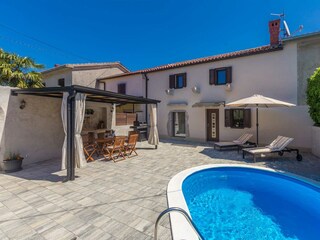 Maison de vacances Brzac Enregistrement extérieur 3