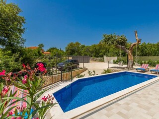 Maison de vacances Rasopasno Enregistrement extérieur 7