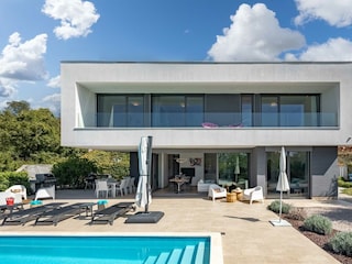 Villa Rasopasno Outdoor Recording 3