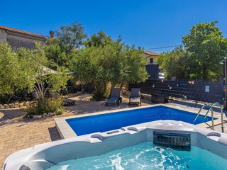 Maison de vacances Pinezići (Krk) Enregistrement extérieur 6