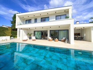 Villa Vrh Outdoor Recording 7