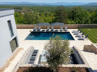 Villa Vrh Outdoor Recording 17