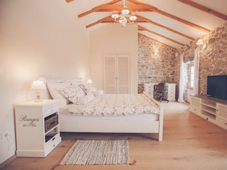 Villa Rasopasno Features 33