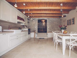 Villa Rasopasno Features 44