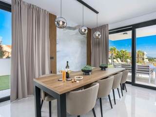 Villa Vrh Caratteristiche 17