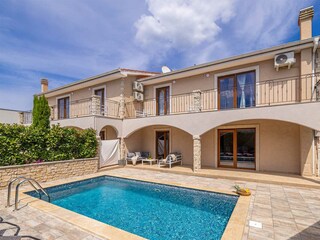 Casa per le vacanze Linardići Registrazione all'aperto 6