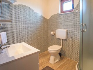 Holiday house Linardići Features 28