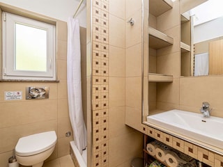 Holiday house Linardići Features 23