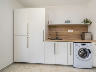 Holiday house Linardići Features 27