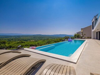 Villa Vrh Outdoor Recording 2