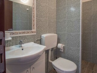 Holiday house Linardići Features 40