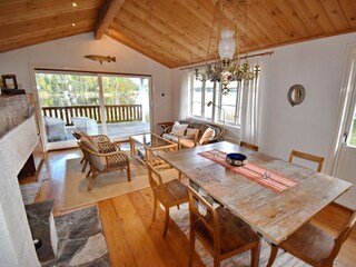 kombiniertes Wohn- und Esszimmer