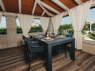 teracce with dinning table