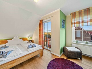 zweites Schlafzimmer mit Doppelbett