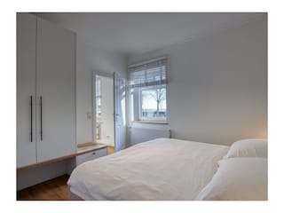 gemütliches Doppelbett