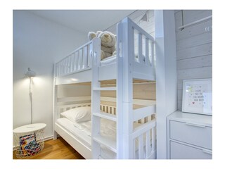 Kinderzimmer mit Etagenbett