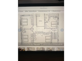 Grundriss OG.  Wohnzimmer + Schlafzimmer straßenseitig