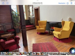 Beeindruckendes Foyer mit 7,20 m Deckenhöhe