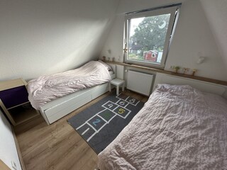 bedroom small