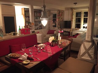 Esstisch offene Küche-Ess-Wohnbereich