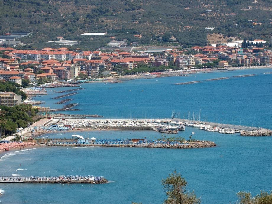 Villa Marina Apartments Diano Marina Villa Marina Apartments Diano Marina