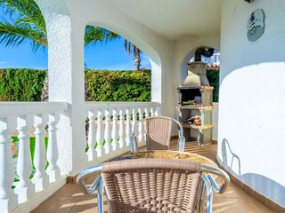 Terrase mit blick auf den Pool