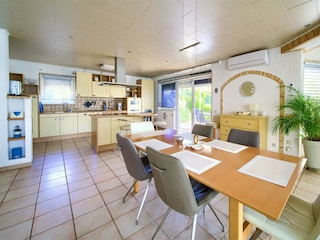 Holiday house Linardići Features 15