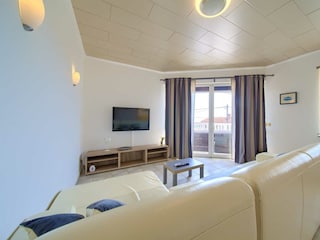 Holiday house Linardići Features 27