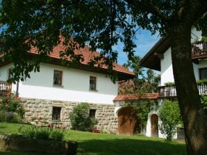 Farmhouse "Hofglück" holiday apartment on the farm - Buechlberg - image1