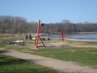 neuer Spielplatz am Strand