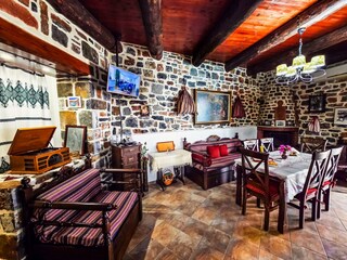 Villa Mirthios Features 25