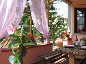 Apartment in Nice Villa Farmhouse near Pisa - Terricciola - image1